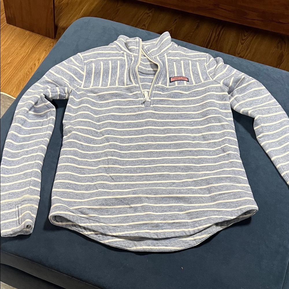 Vineyard Vines women’s Zip Up Sweater in Blue and White